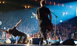 Pearl Jam podczas koncertu w praskie O2 Arena (2 czerwca) | fot. wwwpearljam.com